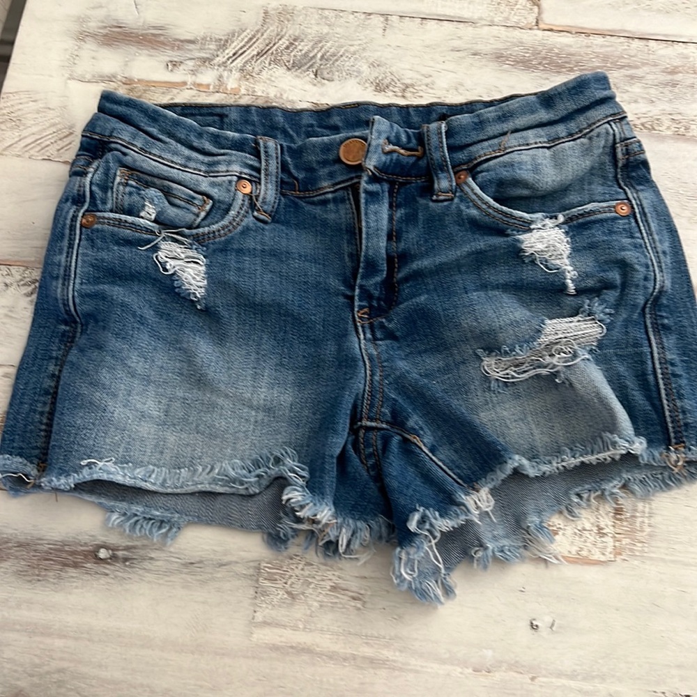 Cute jean cut off shorts